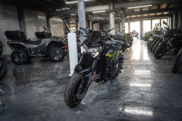 Kawasaki Z900 48PS Sportauspuff und anderes Zubehör