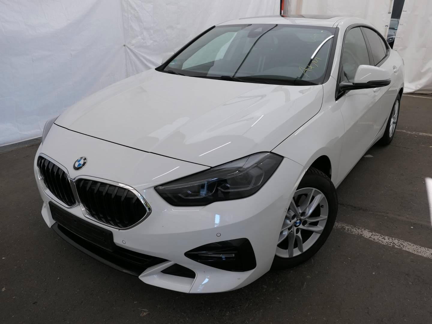 BMW 218i GranCoupé SportLine AUT PANO LENKRADHZ HIFI