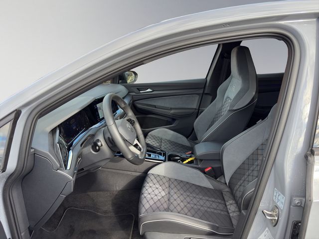 Golf VIII 2.0TDI DSG R-Line