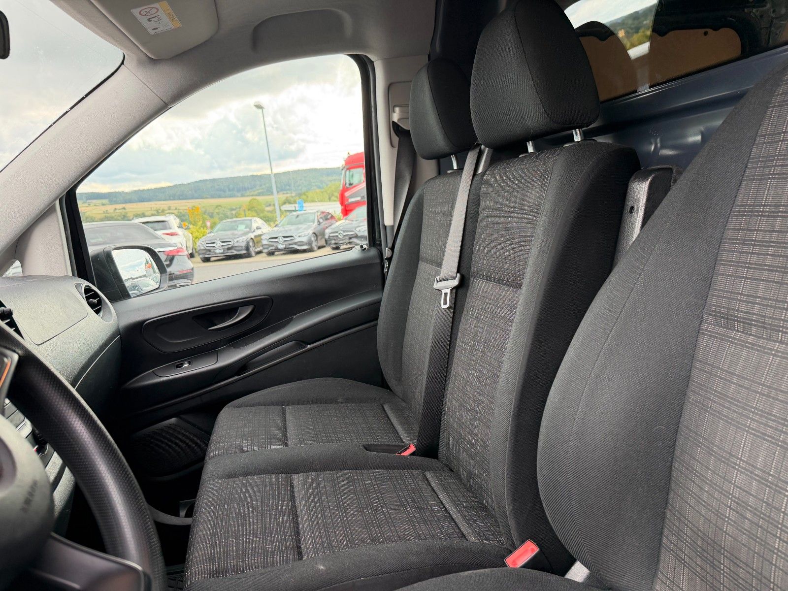 Fahrzeugabbildung Mercedes-Benz Vito 116 CDI 7G Autom Klima Kamera AHK Navi