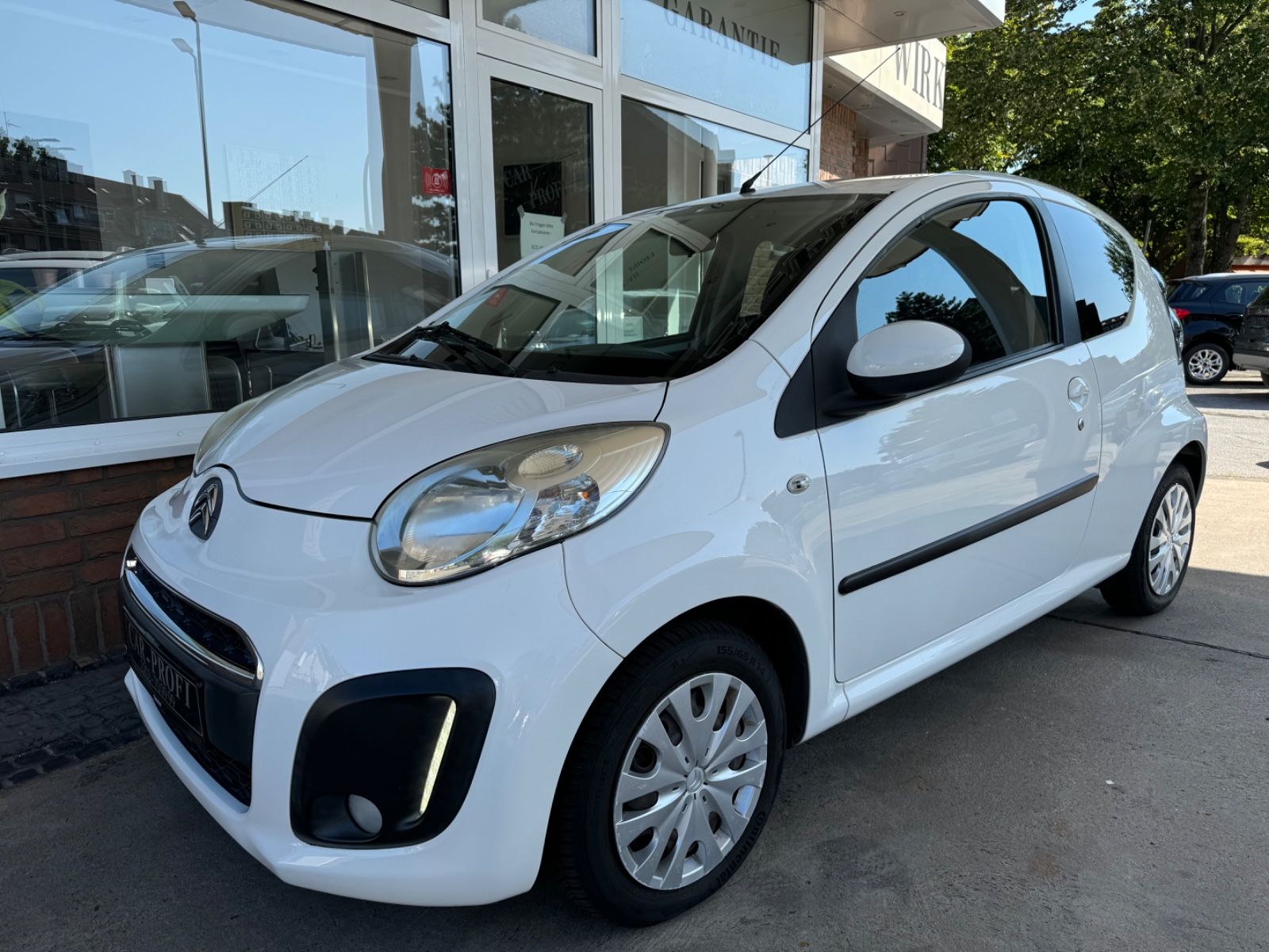 Fahrzeugabbildung Citroën C1 Selection Klima/Allwetter/Bluetooth/23 TKM