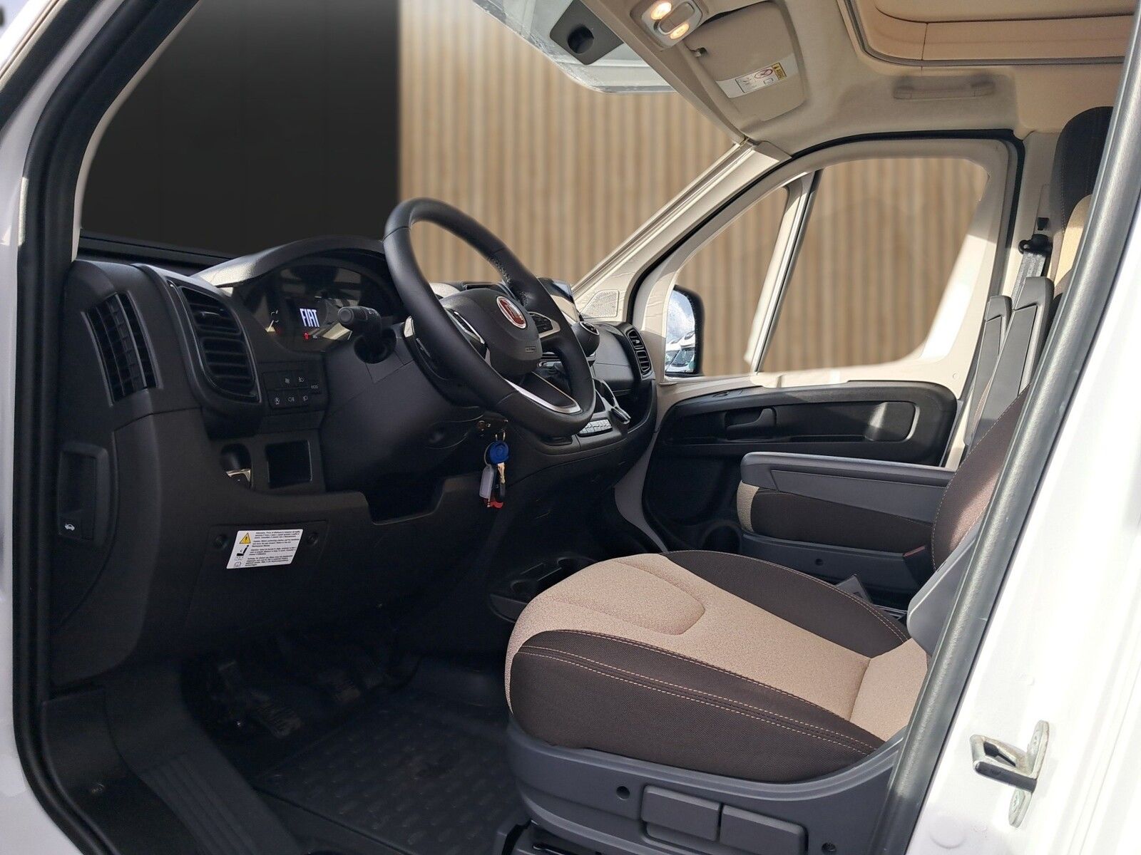 Fahrzeugabbildung Eura Mobil Activa One AO 630 LS Markise + Fahrradträger