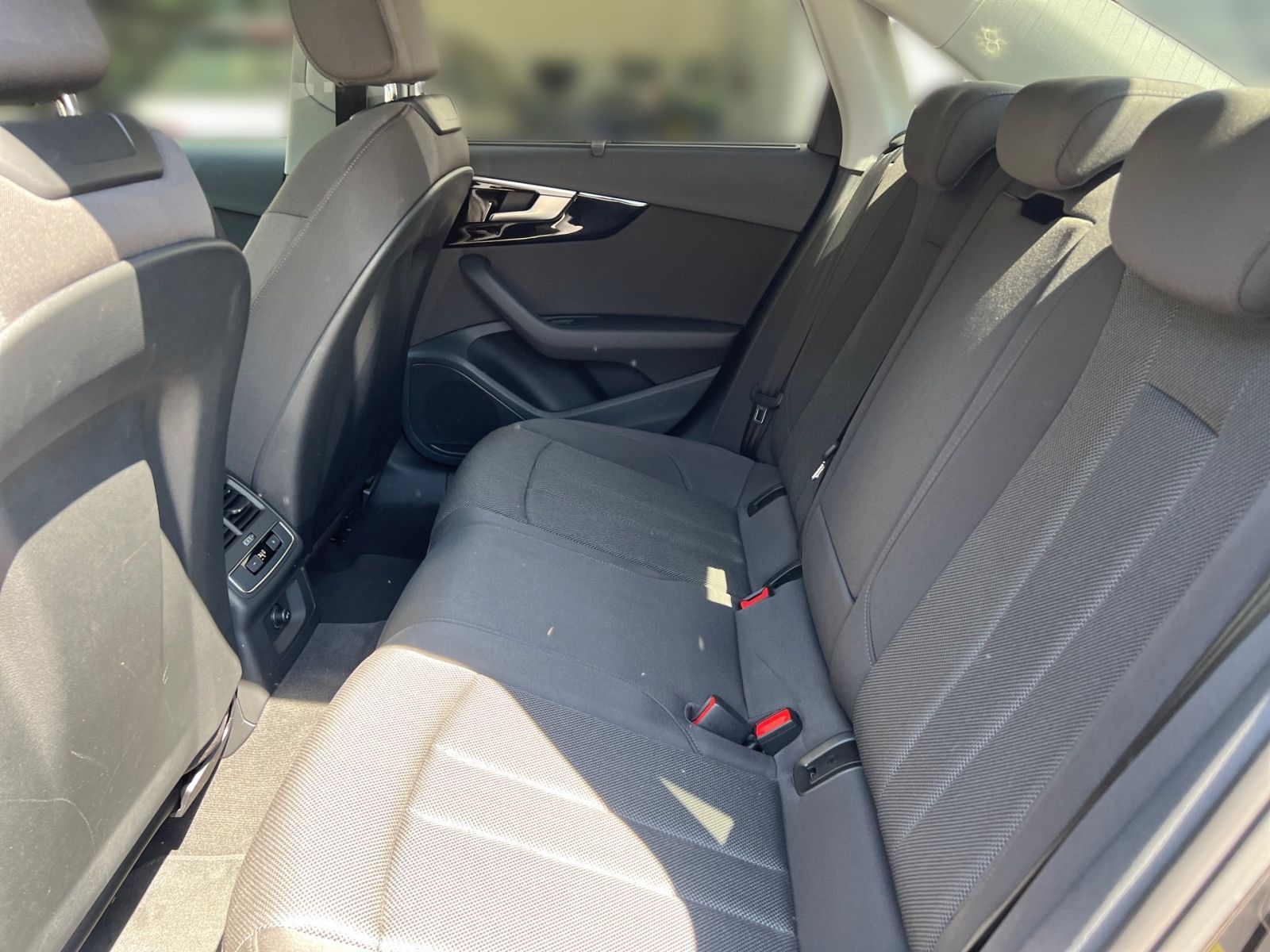 Audi A4 - Bild 10