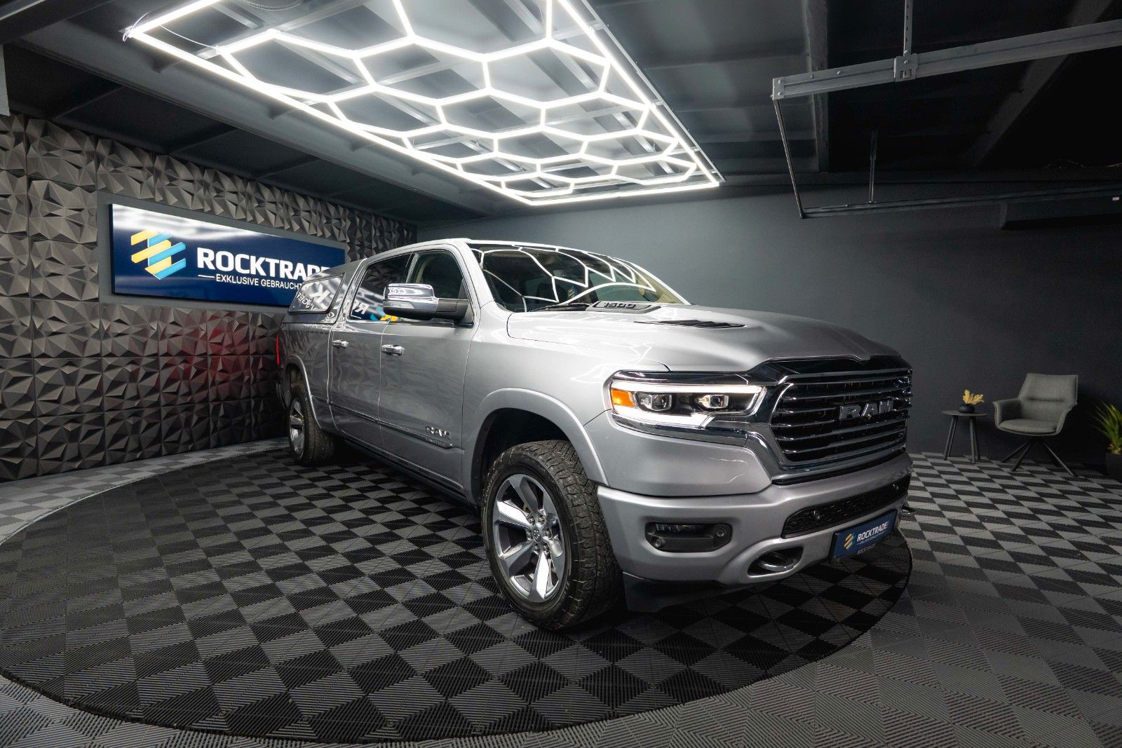 Fahrzeugabbildung Dodge RAM 5.7 V8 HEMI 4x4 Limited Longbed Hardtop 19%