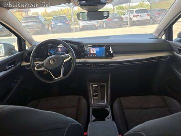 Volkswagen Golf - 11