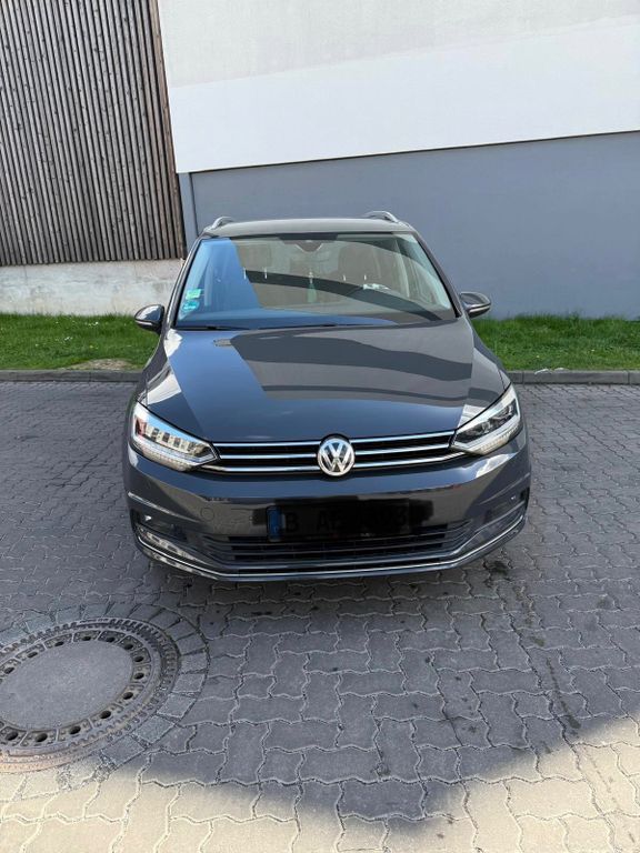Image of Volkswagen Touran