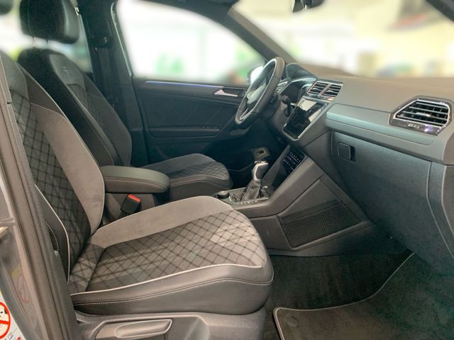 Tiguan 2.0 TDI DSG 4M R-LINE BLACKSTYLE MTX+PANO