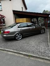 Mercedes-Benz E 500 ELEGANCE ELEGANCE - graue Mercedes-Benz E 500