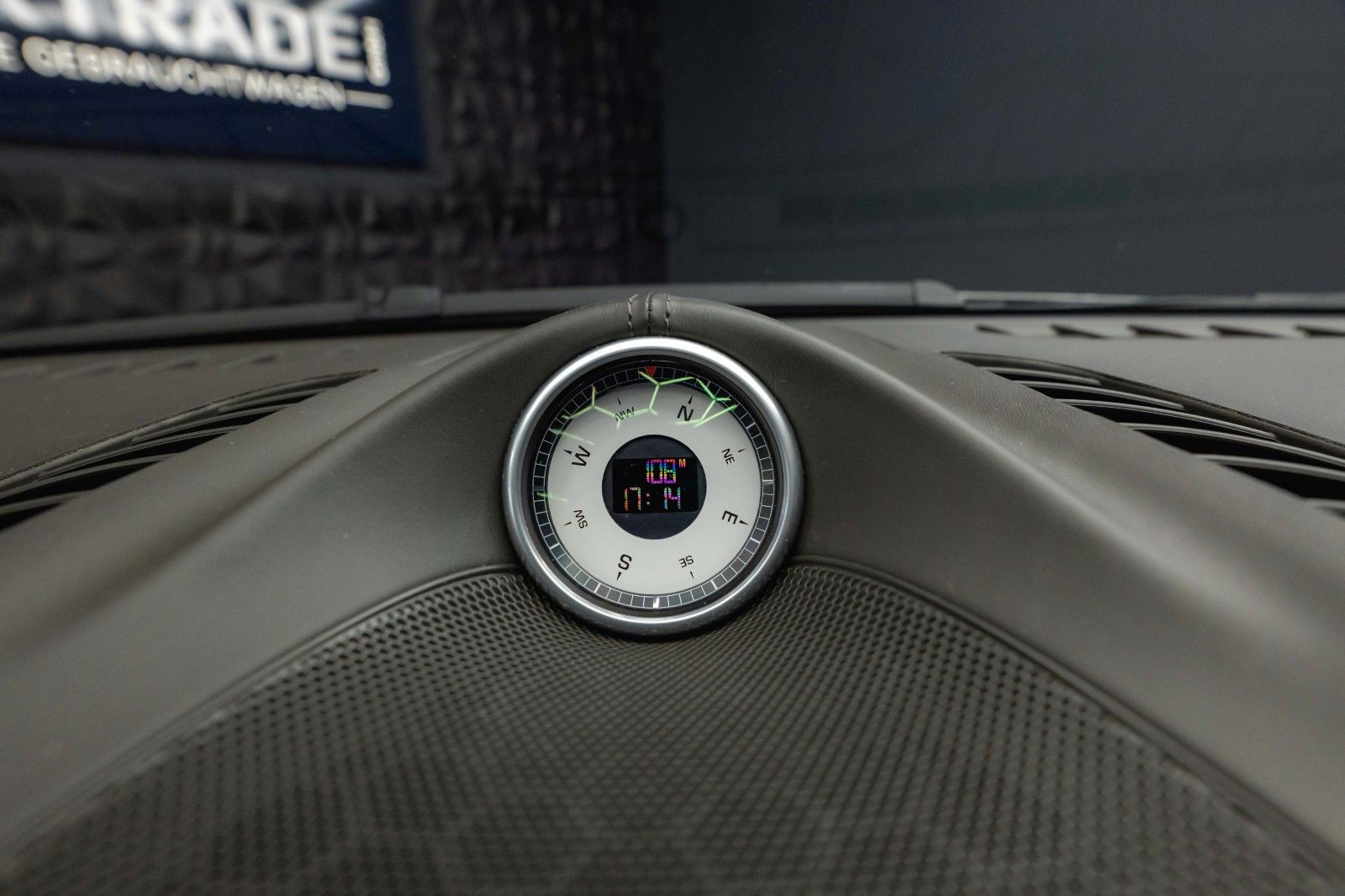 Fahrzeugabbildung Porsche Cayenne S Sport-Design Paket Carbon KERAMIK *LED