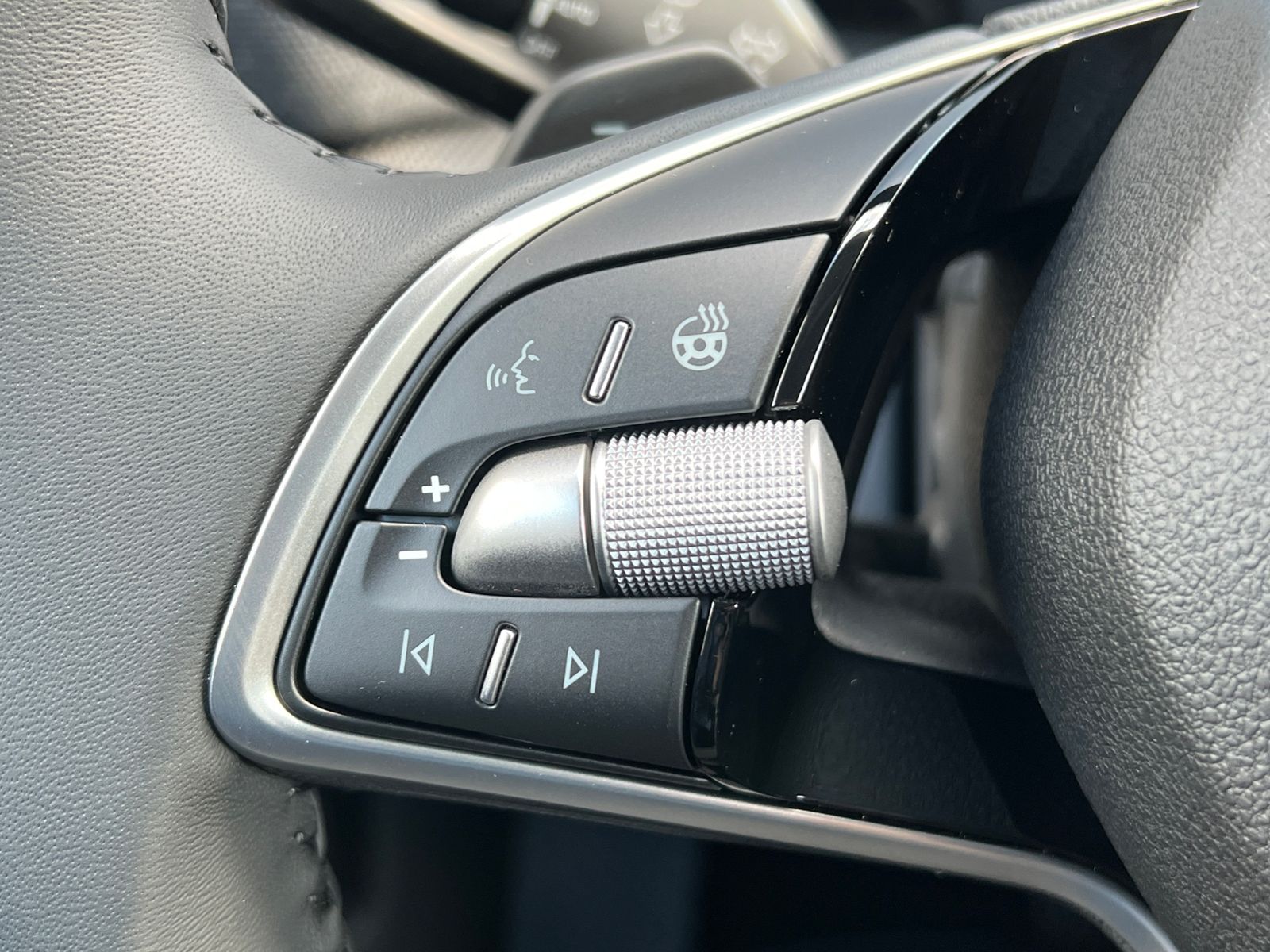 Fahrzeugabbildung SKODA Kodiaq Selection 2.0 TDI DSG *AHK, Kamera, Navi*