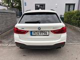 BMW 530d xDrive Touring/M-Paket/Leder/Head-Up/Garant - BMW 530 in München