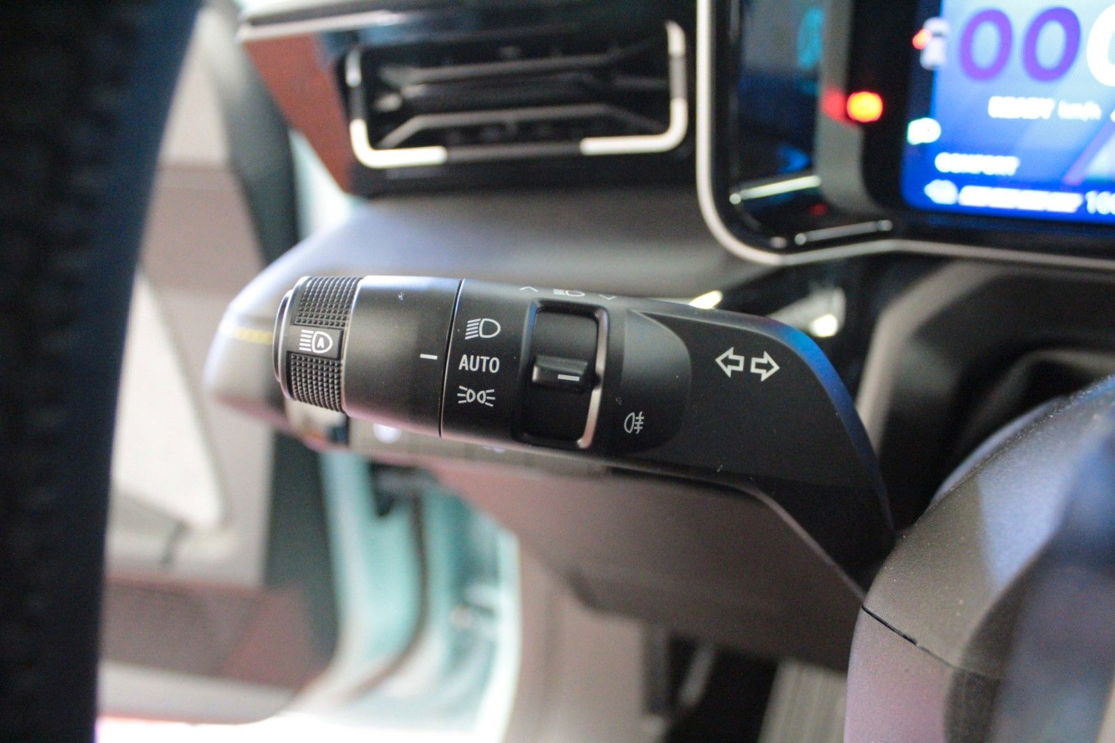 Fahrzeugabbildung Renault R 4 E-Tech 150 Comfort Range Iconic *Vollausst.*