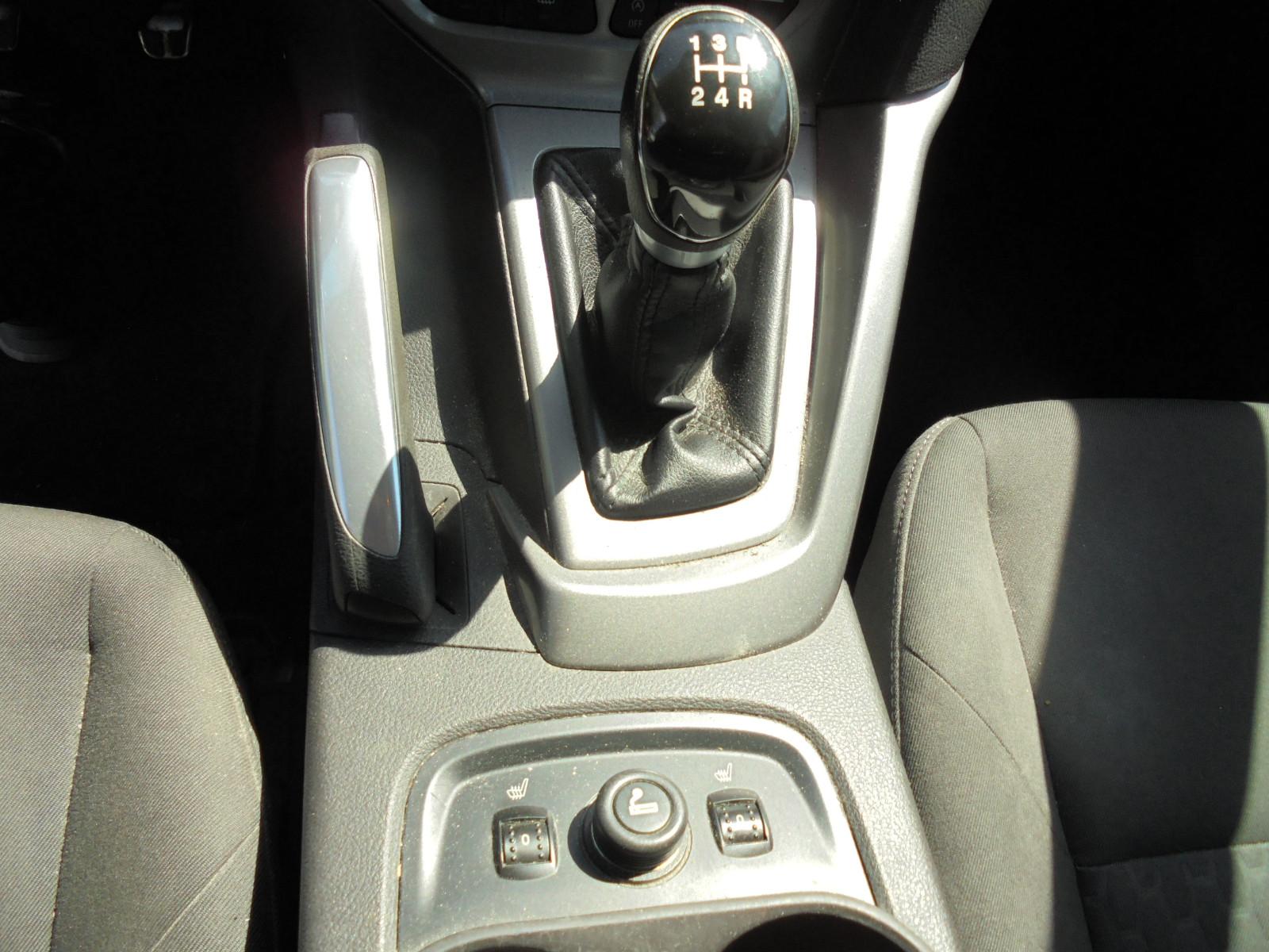Ford Focus 2013 — photo 7