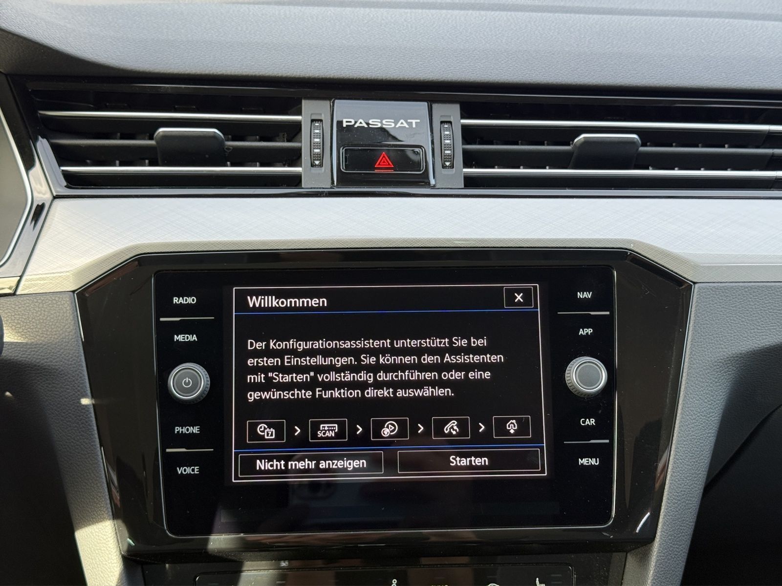 Volkswagen Passat Variant - Bild 6