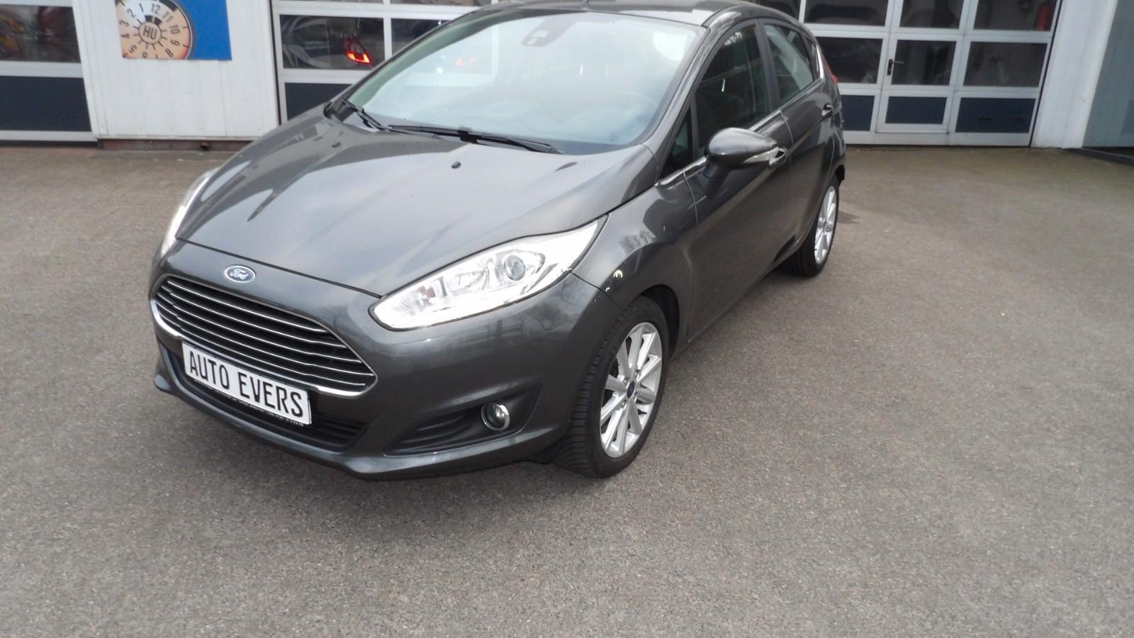 Ford Fiesta Titanium*Navi*Zahnriemen NEU*