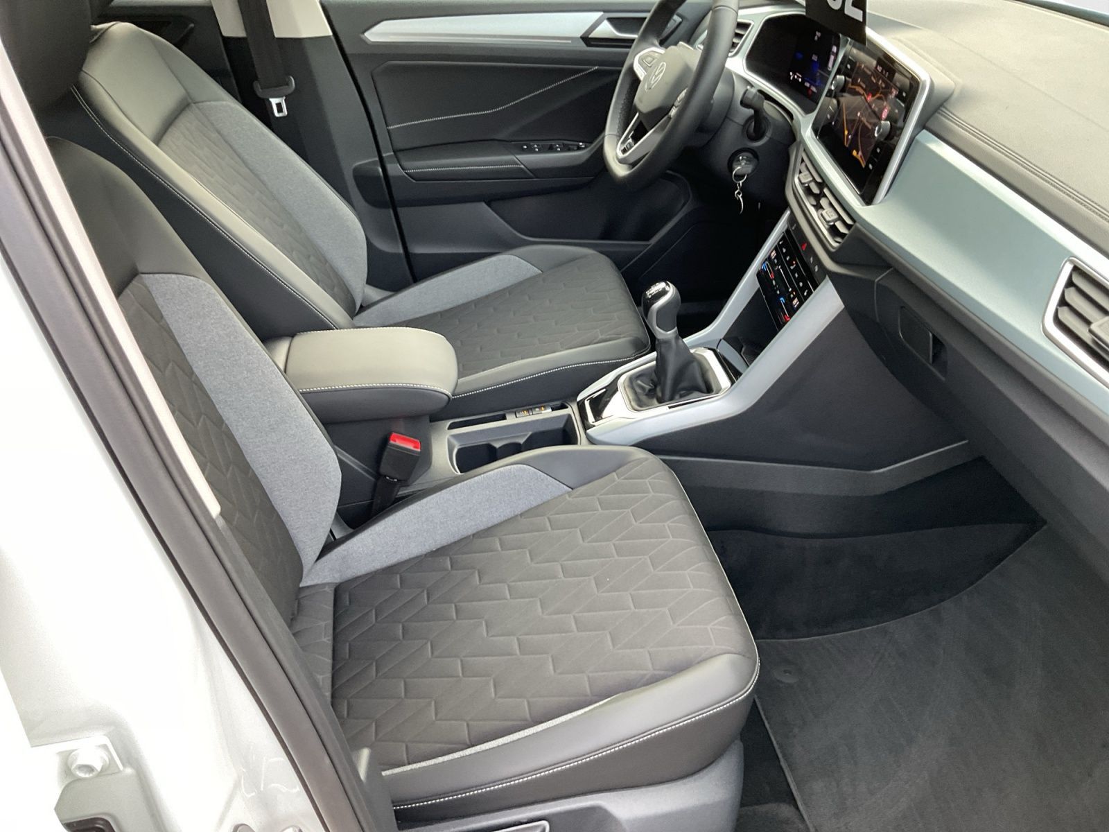 Volkswagen T-Roc - Bild 15