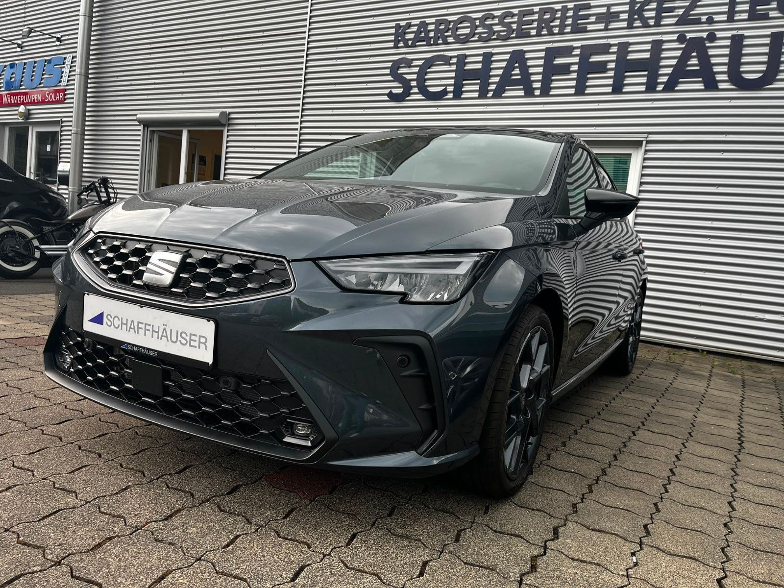 Fahrzeugabbildung SEAT Ibiza 1.5 TSI 110 kW FR DSG 18" NEUES MODELL