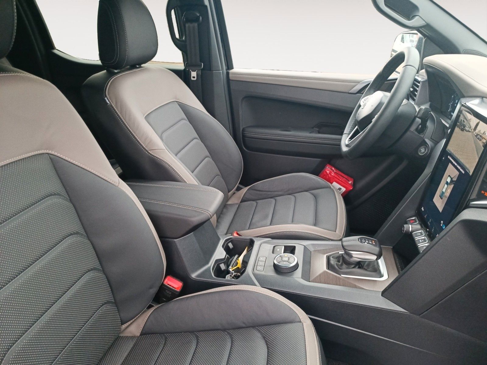 Fahrzeugabbildung Volkswagen Amarok 2.0 TDI Style Hardtop Matrix STHZ Navi