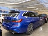 BMW 330e A M Sport Head-Up HiFi DAB WLAN Komfortzg. - BMW 330 in Solingen