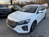 Hyundai IONIQ Ioniq Trend Benzin Hybrid Aut Kamera - Hyundai IONIQ Trend mit Hybrid-Antrieb (Benzin/Elektro)