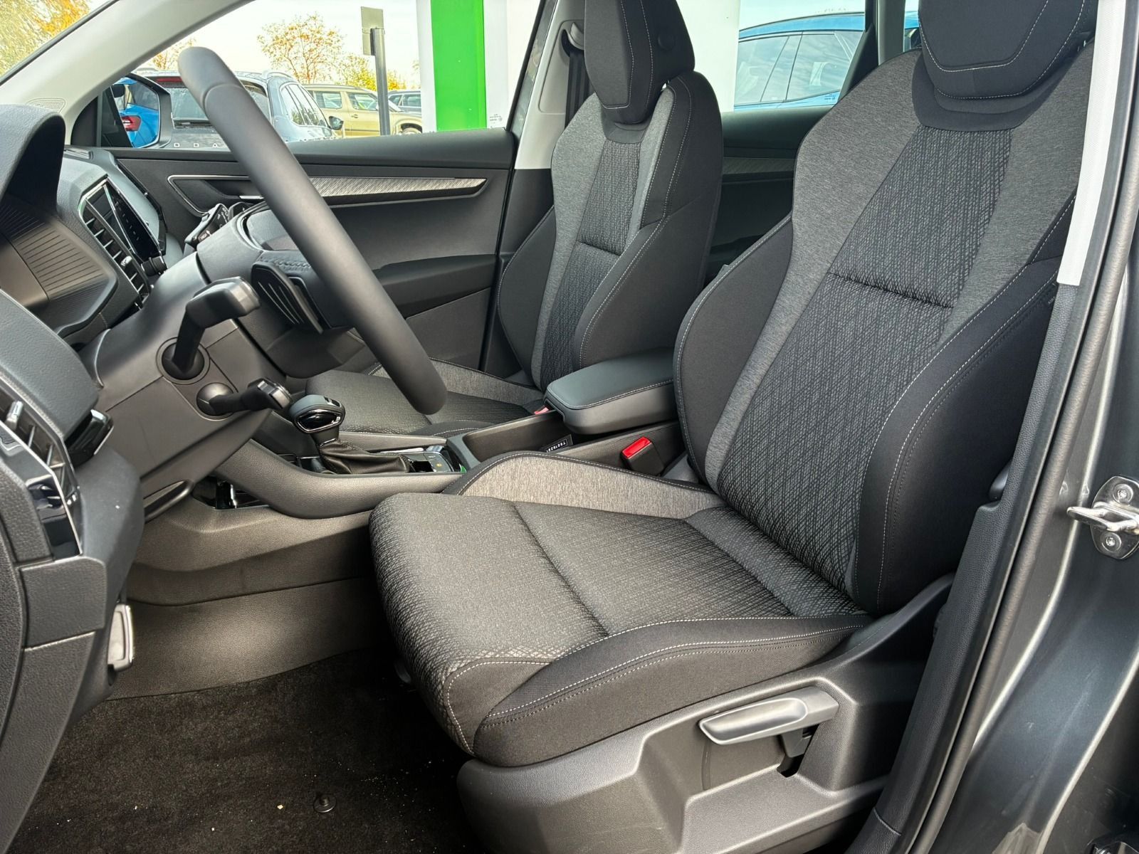 Fahrzeugabbildung SKODA Karoq 1.5 TSI ACT Selection OPF