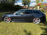 Audi S6 4.0 TFSI quattro S tronic Avant - - blaue Audi S6