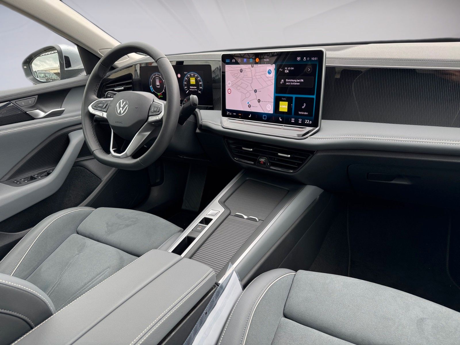 Fahrzeugabbildung Volkswagen Passat Variant 1.5 eTSI Business