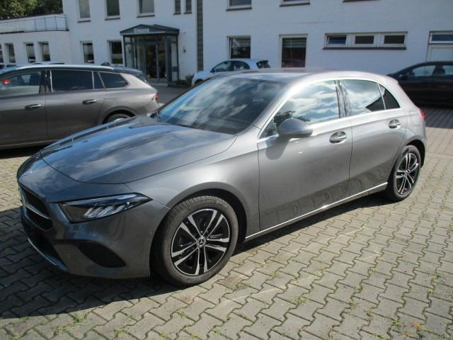 Mercedes-Benz A180 Progressive Kamera LED LRH Spurh. Totw. Nav
