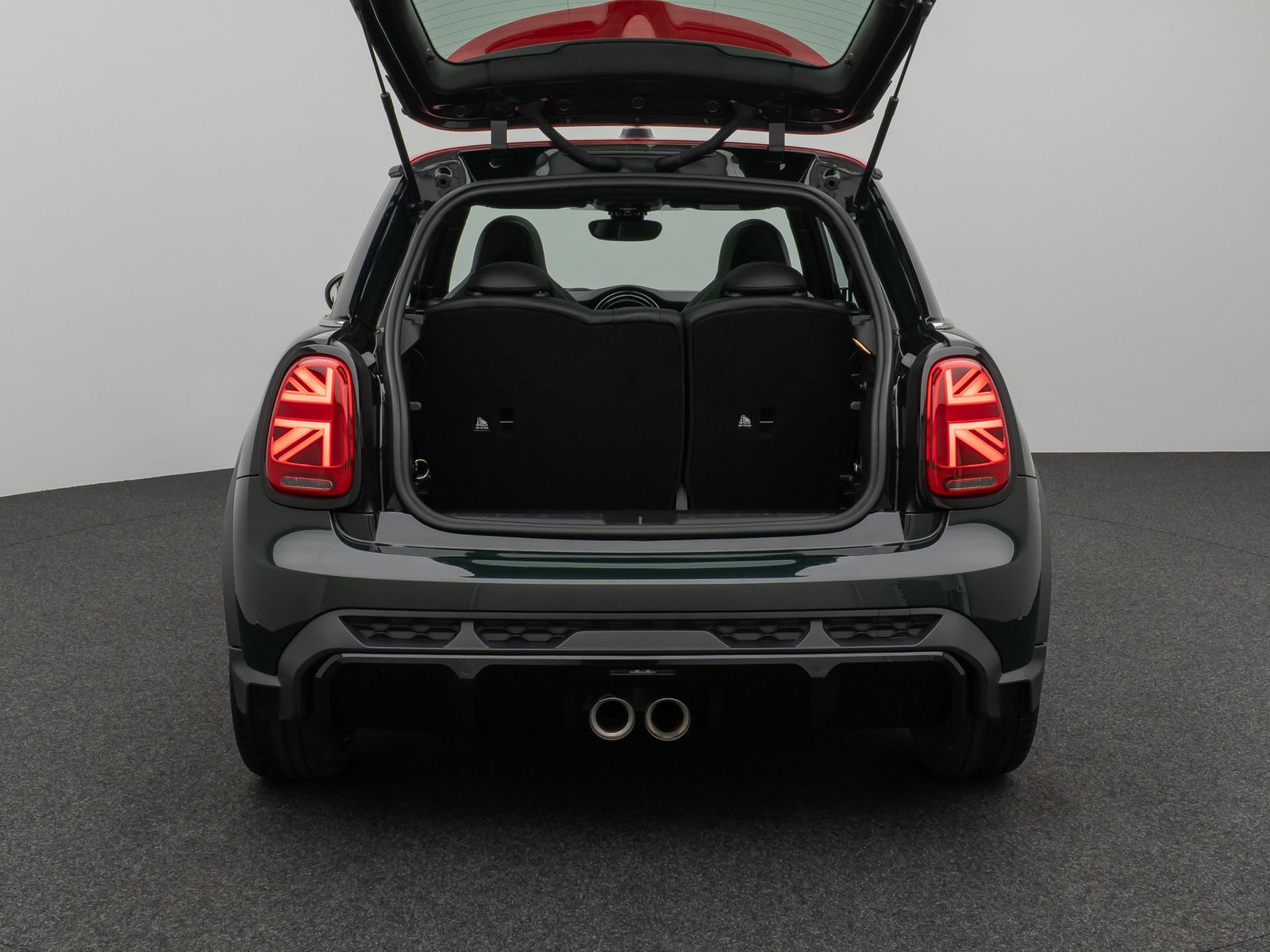 Fahrzeugabbildung MINI John Cooper Works Panorama Kamera HUD DAB Sport