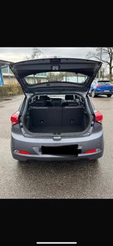 Hyundai i20 1.2 62kW Trend Trend - Hyundai i20 von privat