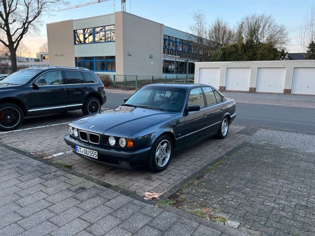 BMW 520i E34 24V