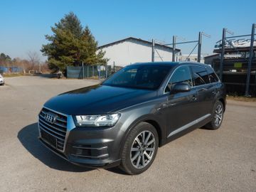 Audi Q7 - 3