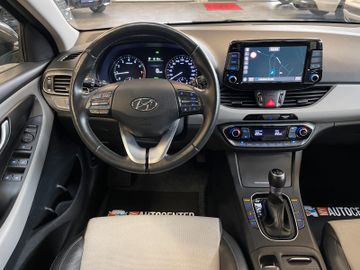 Hyundai i30 Premium *DCT*LED*NAVI*KAMERA*SHZ*CARPLAY*