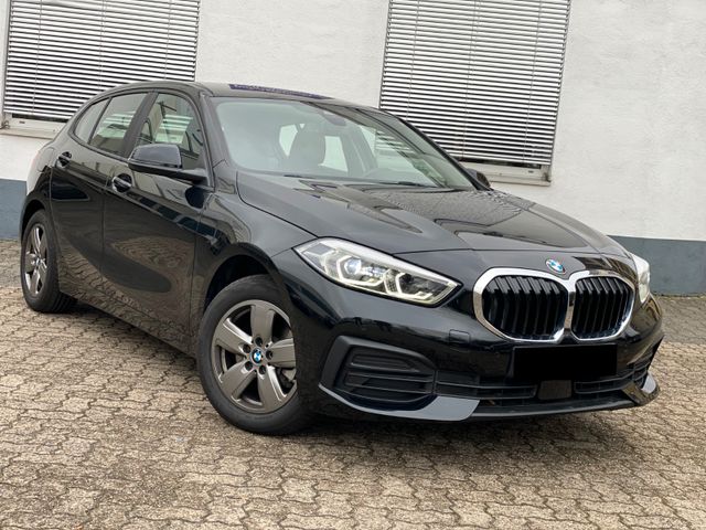 BMW 118i Automatik *Leder/Navi/LED/1.Hand* *TOP*