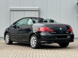 Peugeot 307 CC Tendance Cabrio TÜV 05/2027 Leder Navi... - Peugeot 307 mit Benzin-Antrieb: Cabrio, 2.0