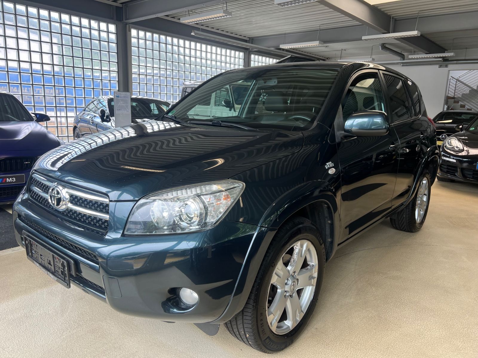Fahrzeugabbildung Toyota RAV 4 RAV4 Executive 4X4 *VOLLAUSSTATTUNG*