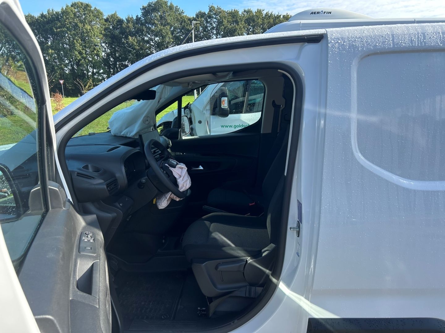 Fahrzeugabbildung Fiat Doblo Kasten L2 1.5 BlueHDi CSA Pharma Arznei