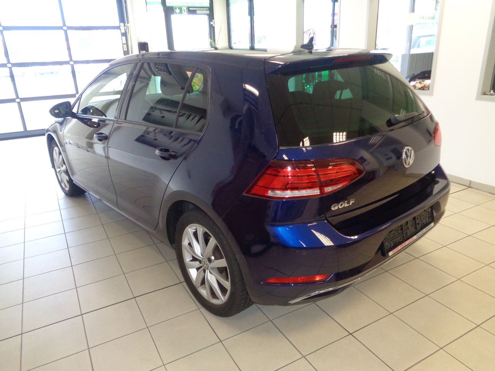 Fahrzeugabbildung Volkswagen Golf VII Lim. Join / NAVI / KLIMA / GARANTIE /