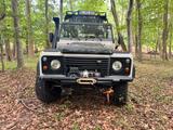 Land Rover Defender 110 TD4 Crew-Cap Double-Cab DCPU - Land Rover Defender: Crew Cab