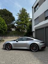 Porsche 992 Carrera4s Sport AGA,Chrono,SD,Leder approved - Porsche 992 in Mainz