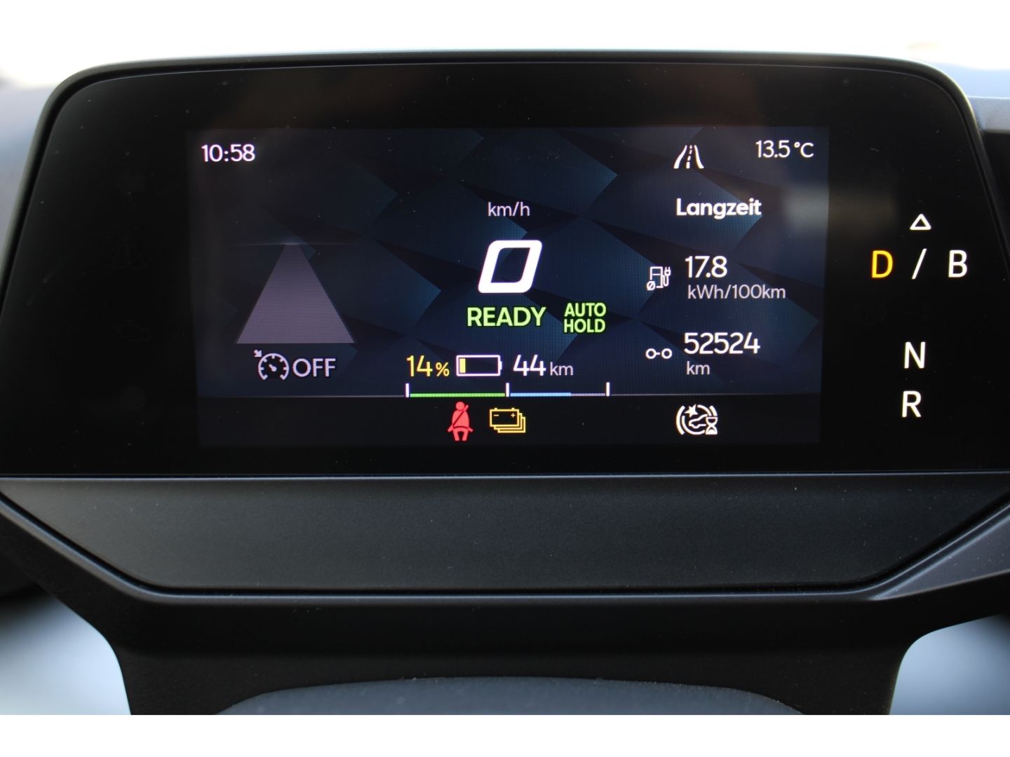 Fahrzeugabbildung CUPRA Born 170 kW LED GRA RFK Navi PDC vo+hi GJR SHZg
