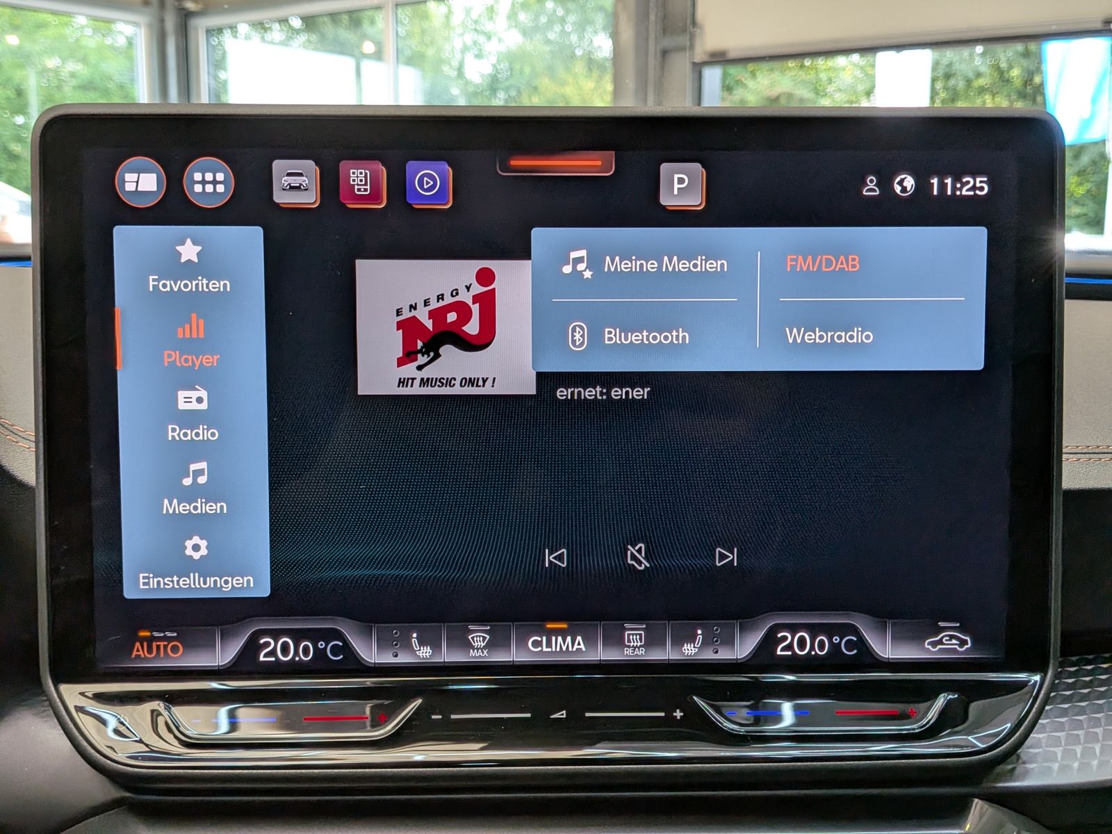 Fahrzeugabbildung CUPRA Leon 1.5 eTSI Dynamic-Edge-Paket AHK*PANO*CAM*18