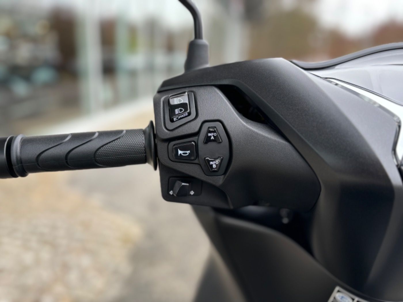 Fahrzeugabbildung Honda SH 125 i Garantie bis 06/27, sehr gepflegt,