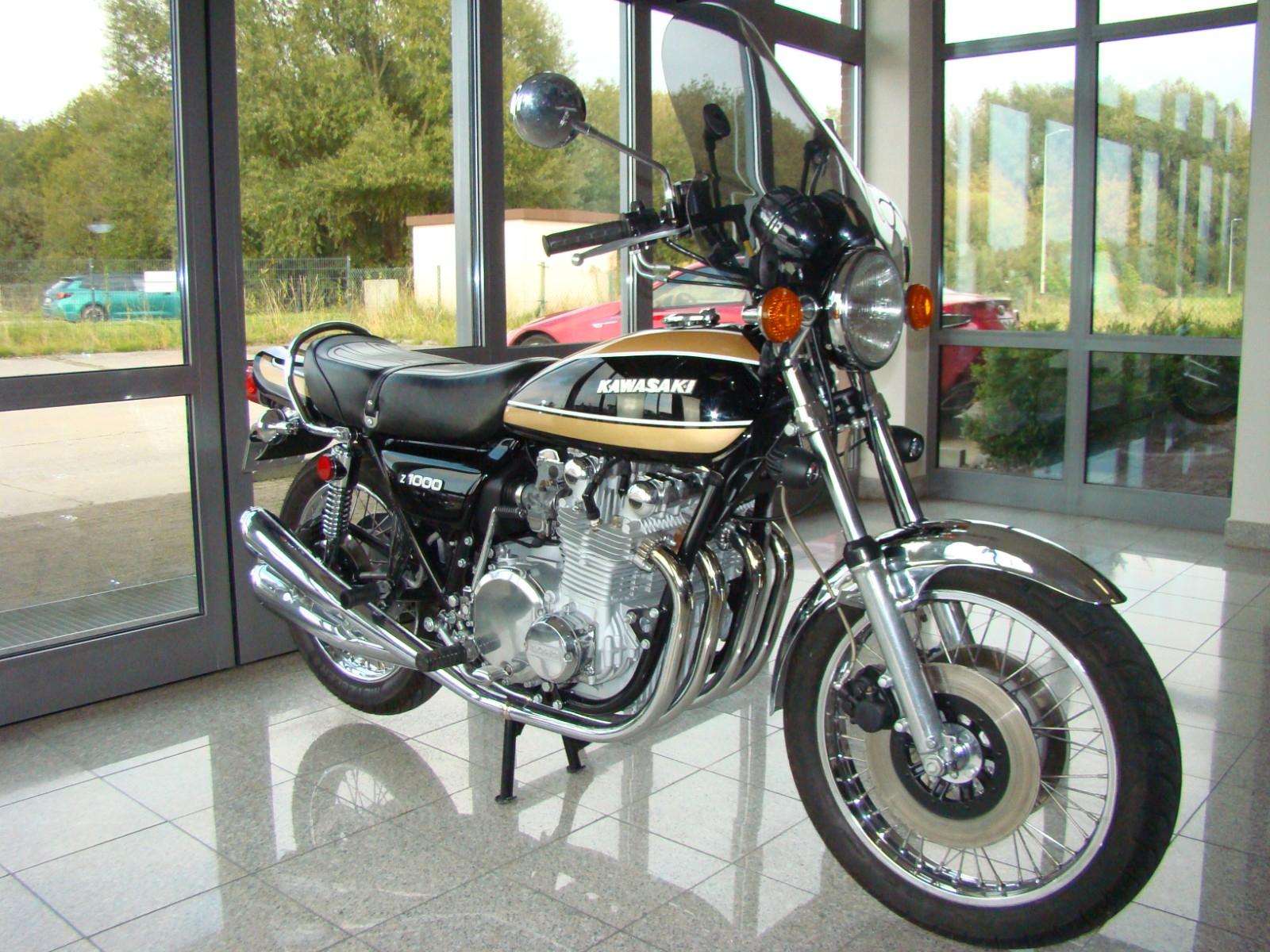 Kawasaki Z1000