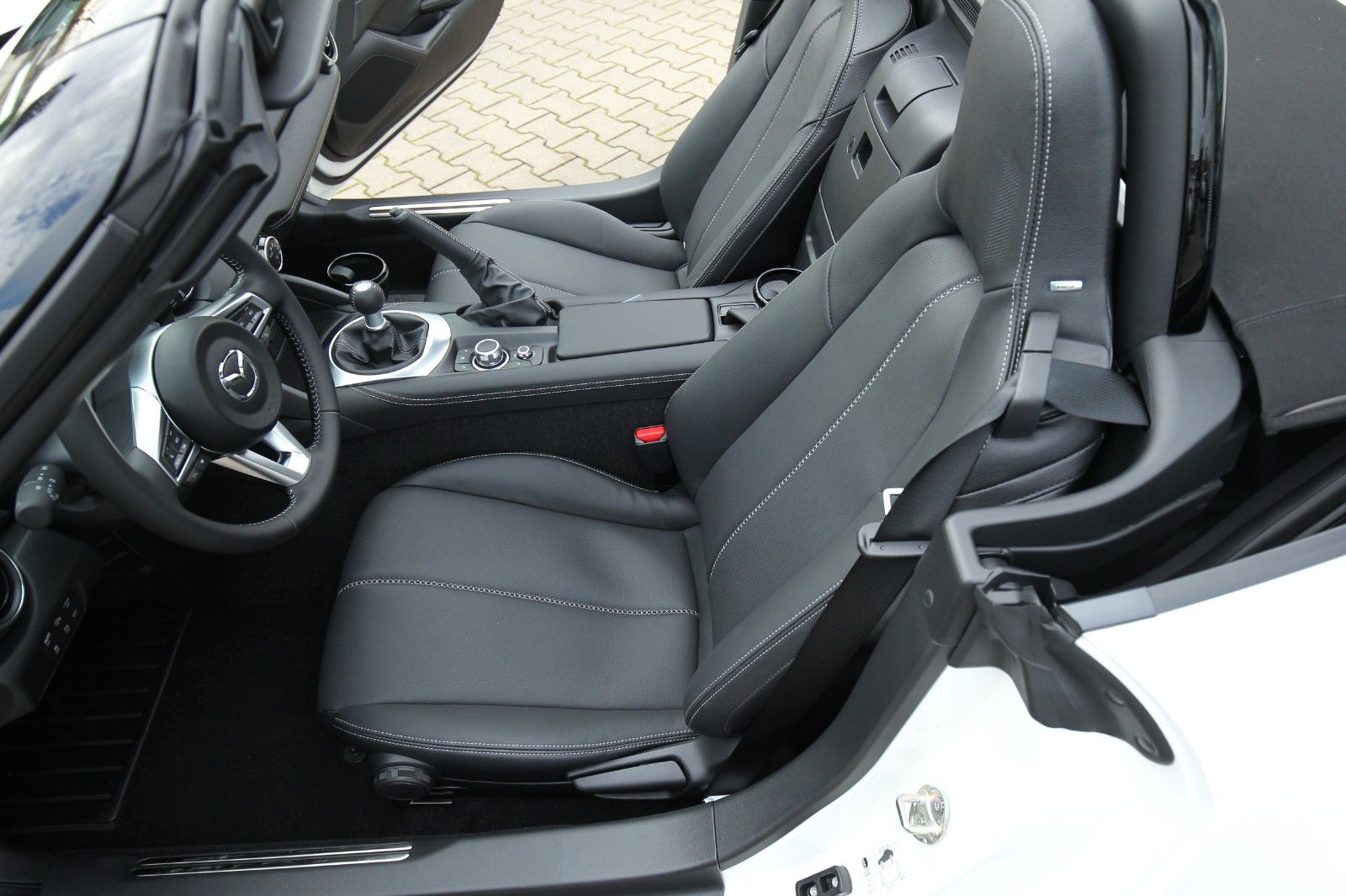 Mazda MX-5 - Bild 24