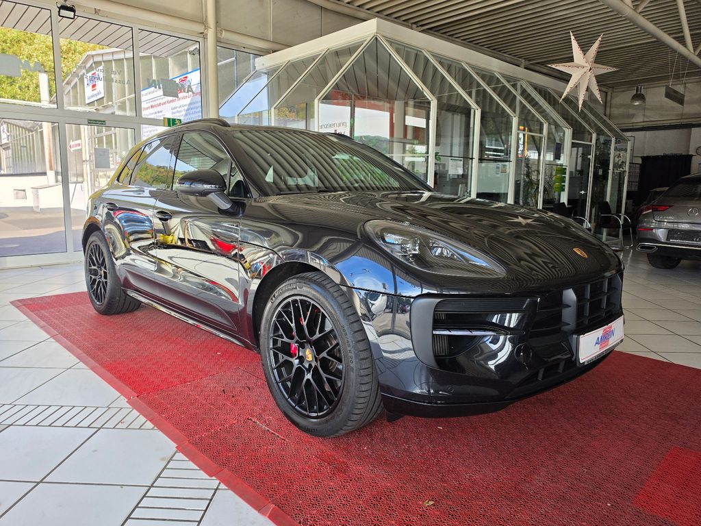 Image of Porsche Macan