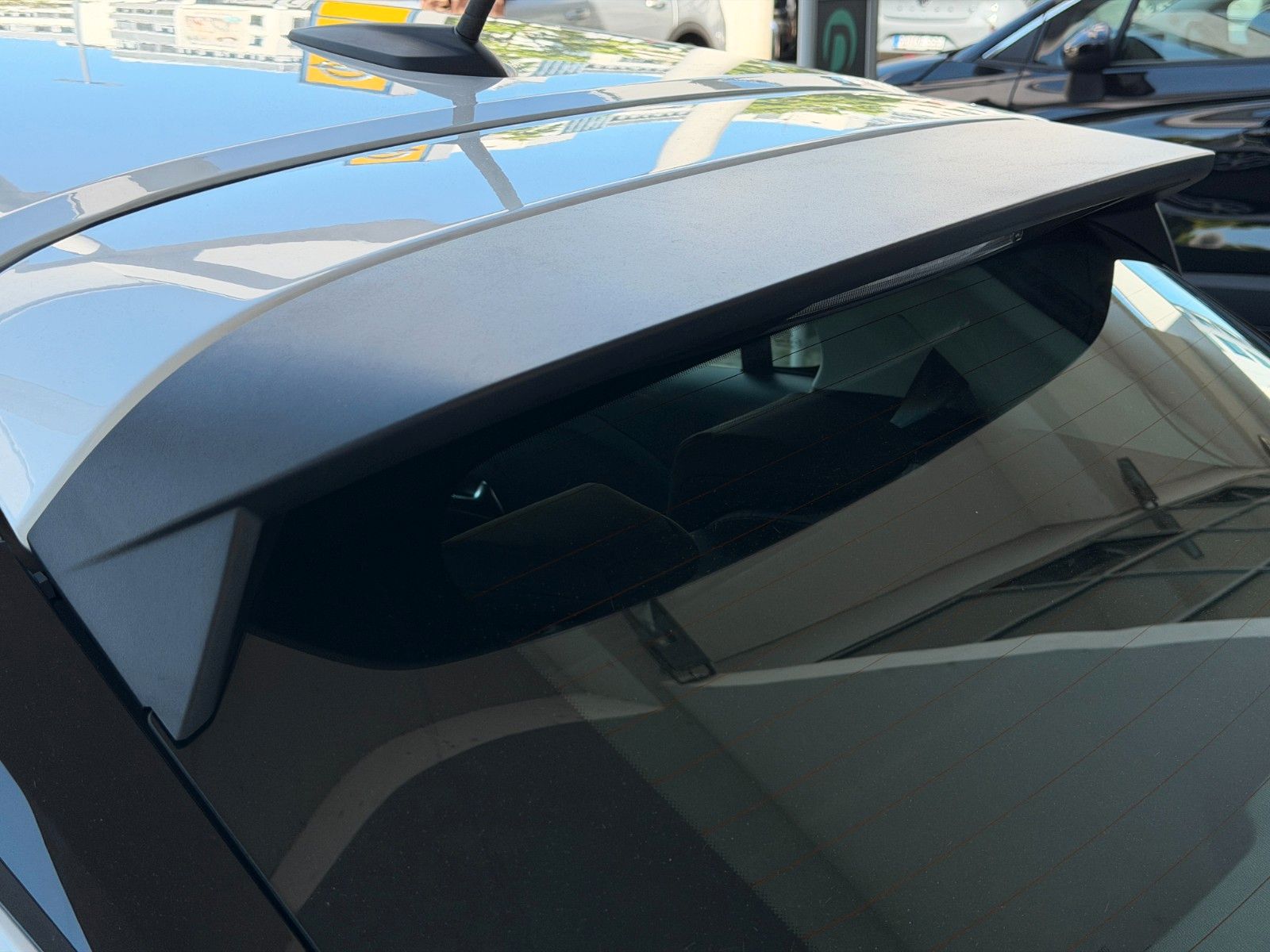 Fahrzeugabbildung Opel Corsa F Edition 100PS PDC/Allwetter/SHZ!