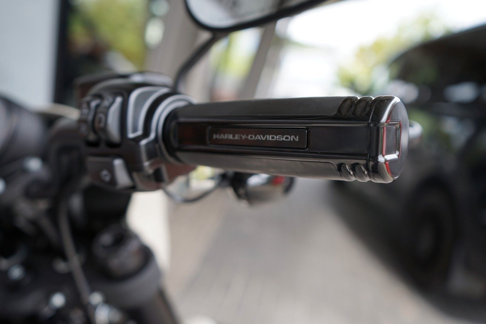 Fahrzeugabbildung Harley-Davidson Low Rider S FXLRS mit Saddlemen