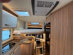 BUERSTNER Lyseo M 660 Harmony Line-Mercedes-Aut.-Dachklima