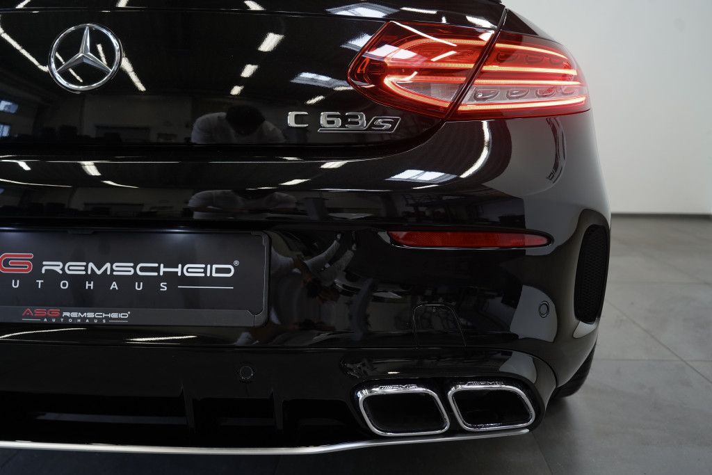 Mercedes Benz C 63 Amg